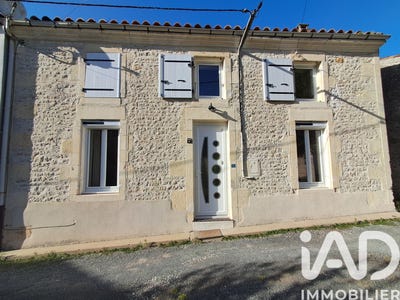 /international/fr/poursay-garnaud-charente-310107972942/