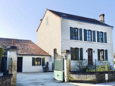 /international/fr/mansle-les-fontaines-charente-120098200122/