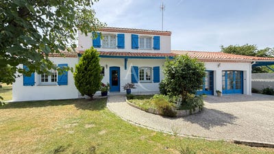 /international/fr/la-roche-sur-yon-pays-de-la-loire-310108669663/