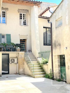 /international/fr/l-isle-sur-la-sorgue-provence-alpes-cote-d-azur-310100386968/