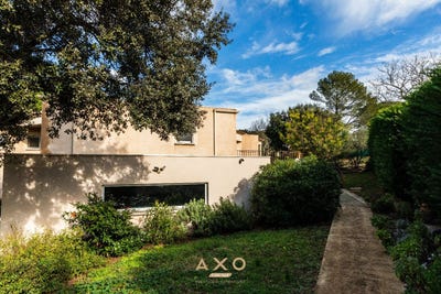 /international/fr/sainte-anastasie-languedoc-roussillon-310107920992/
