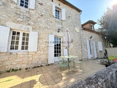 /international/fr/monbazillac-aquitaine-310107368799/