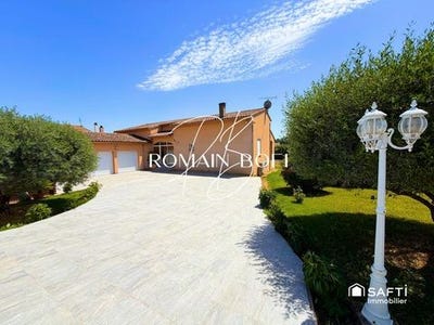/international/fr/moussac-languedoc-roussillon-310108995702/