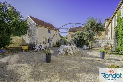/international/fr/moloy-burgundy-310106826490/