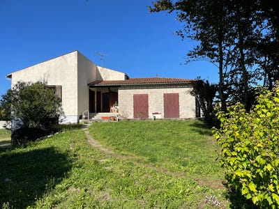 /international/fr/pont-l-abbe-d-arnoult-charente-310104630188/