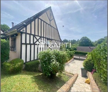 /international/fr/ezy-sur-eure-upper-normandy-310108459677/
