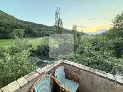 /international/fr/meysse-rhone-310109128192/?lang=id