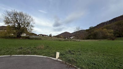 /international/fr/cervens-rhone-310105748163/