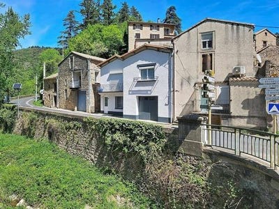 /international/fr/avene-languedoc-roussillon-310108216236/