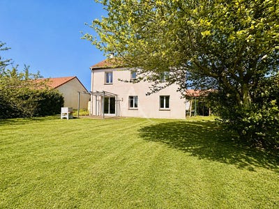 /international/fr/moncel-les-luneville-lorraine-310107561803/