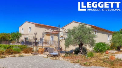 /international/fr/villars-provence-alpes-cote-d-azur-120088922457/?lang=en
