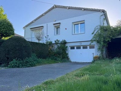 /international/fr/la-chapelle-saint-laurent-charente-310100743077/