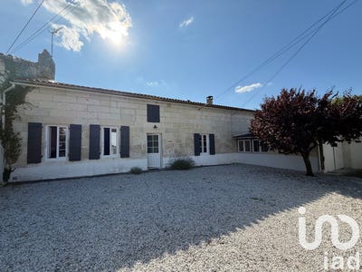 /international/fr/chaniers-charente-310101414395/