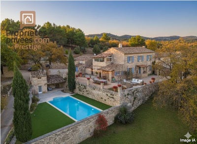 /international/fr/murs-provence-alpes-cote-d-azur-310108554013/