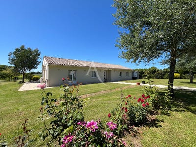 /international/fr/montendre-charente-310108323732/