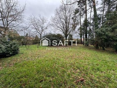 /international/fr/le-taillan-medoc-aquitaine-310108994752/