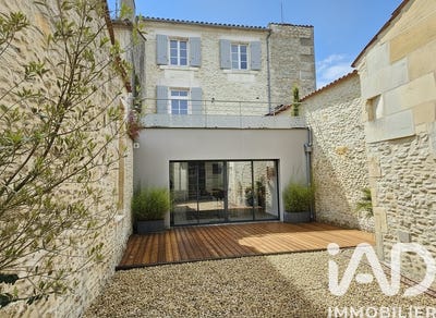 /international/fr/cognac-charente-310108420894/
