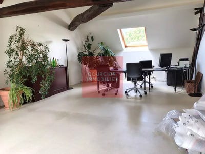 /international/fr/houdan-ile-de-france-310098903294/