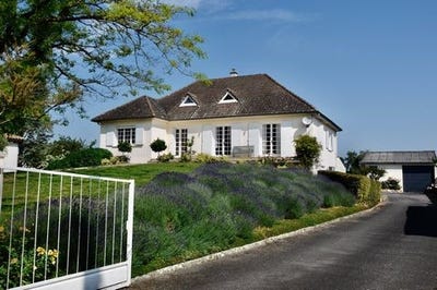/international/fr/couture-d-argenson-charente-310101391422/?lang=en