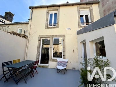 /international/fr/quimper-brittany-310108428591/
