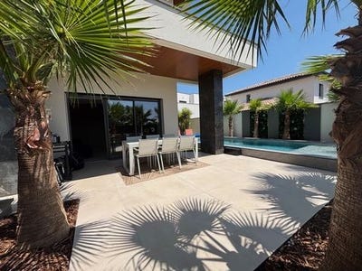/international/fr/agde-languedoc-roussillon-310100660966/