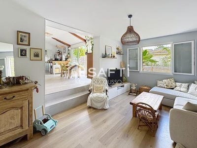 /international/fr/castillon-la-bataille-aquitaine-310101378795/?lang=zh-tw