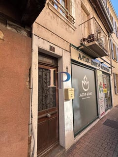 /international/fr/charlieu-pays-de-la-loire-310109867211/