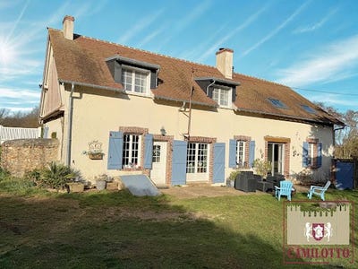 /international/fr/maintenon-centre-val-de-loire-310107178274/