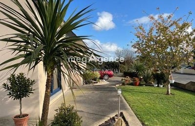 /international/fr/kervignac-brittany-310106488572/