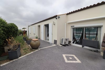 /international/fr/semussac-charente-310108595056/