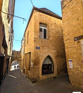 /international/fr/gourdon-midi-pyrenees-310104087724/