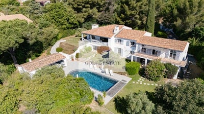 /international/fr/la-croix-valmer-provence-alpes-cote-d-azur-310108454230/