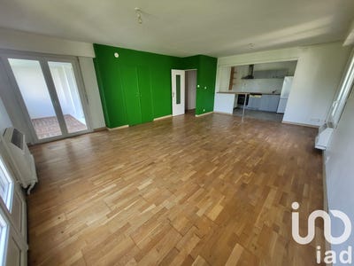 /international/fr/la-roche-sur-yon-pays-de-la-loire-310100536964/