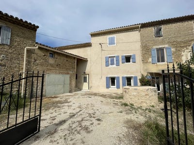 /international/fr/oppede-provence-alpes-cote-d-azur-310120033924/