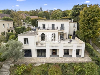 /international/fr/saint-germain-en-laye-ile-de-france-310107792281/