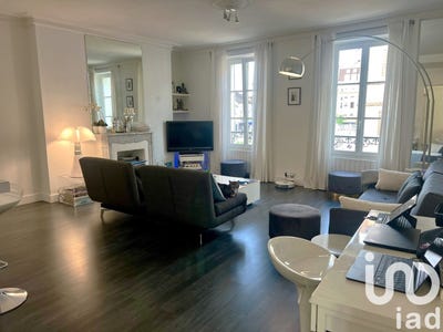 /international/fr/fontainebleau-ile-de-france-310099056323/