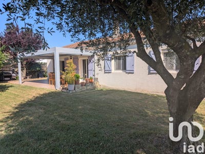 /international/fr/malataverne-languedoc-roussillon-310100857892/?lang=en