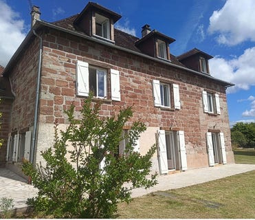 /international/fr/st-aulaire-limousin-310108967488/