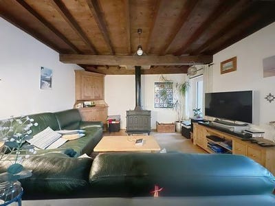 /international/fr/montreuil-sur-mer-calais-310104984935/