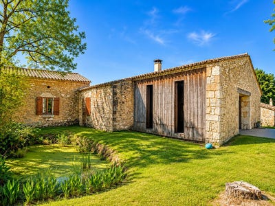 /international/fr/monpazier-aquitaine-310108954276/