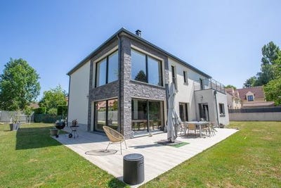 /international/fr/saint-remy-les-chevreuse-ile-de-france-310100877917/?lang=en