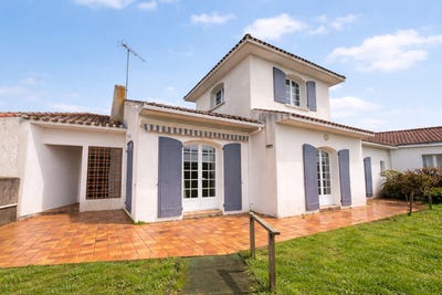 /international/fr/beauvoir-sur-mer-pays-de-la-loire-310106685205/