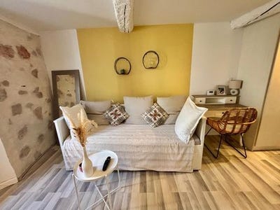 /international/fr/les-arcs-provence-alpes-cote-d-azur-310100717784/