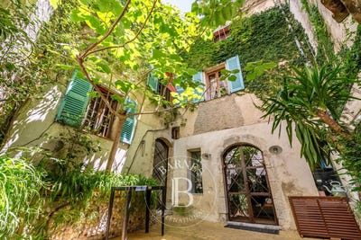 /international/fr/saint-paul-de-vence-provence-alpes-cote-d-azur-310104861968/