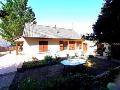 /international/fr/amblainville-picardie-310099785614/