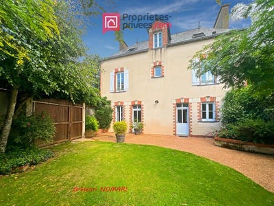 /international/fr/chateaubriant-pays-de-la-loire-310106165708/