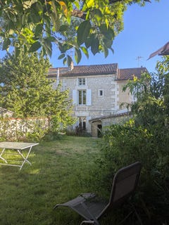 /international/fr/angouleme-charente-310108729250/