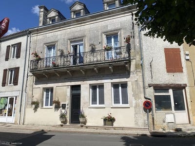 /international/fr/villefagnan-charente-310104865510/