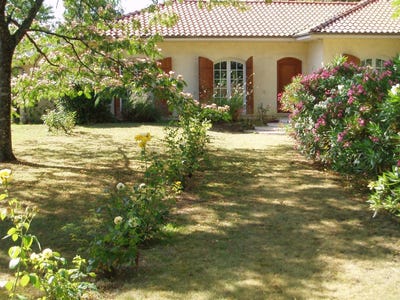/international/fr/cissac-medoc-aquitaine-310099916056/