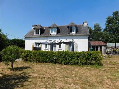 /international/fr/chateauneuf-du-faou-brittany-310109922371/